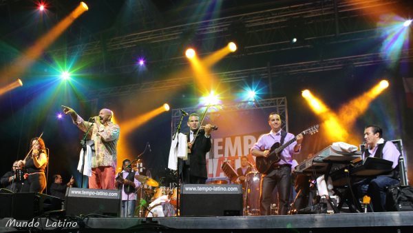 Oscar D’León et Kassav’ enflamment les arènes de Vic-Fezensac