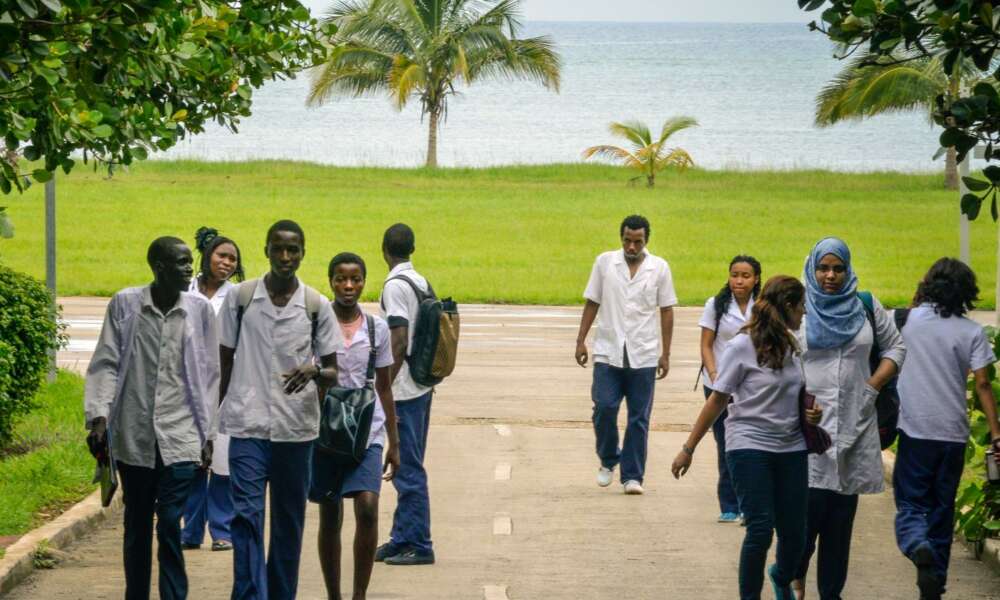 Cuba : privés de bourses, des centaines d'étudiants du Congo sont menacés d'expulsion