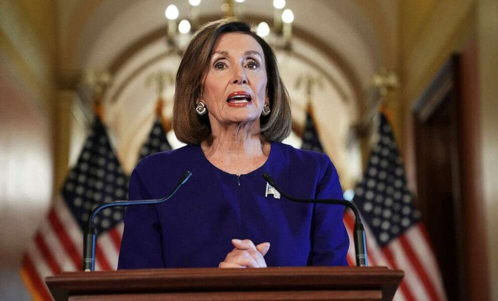 Nancy Pelosi annonce le processus de procès politique contre Trump