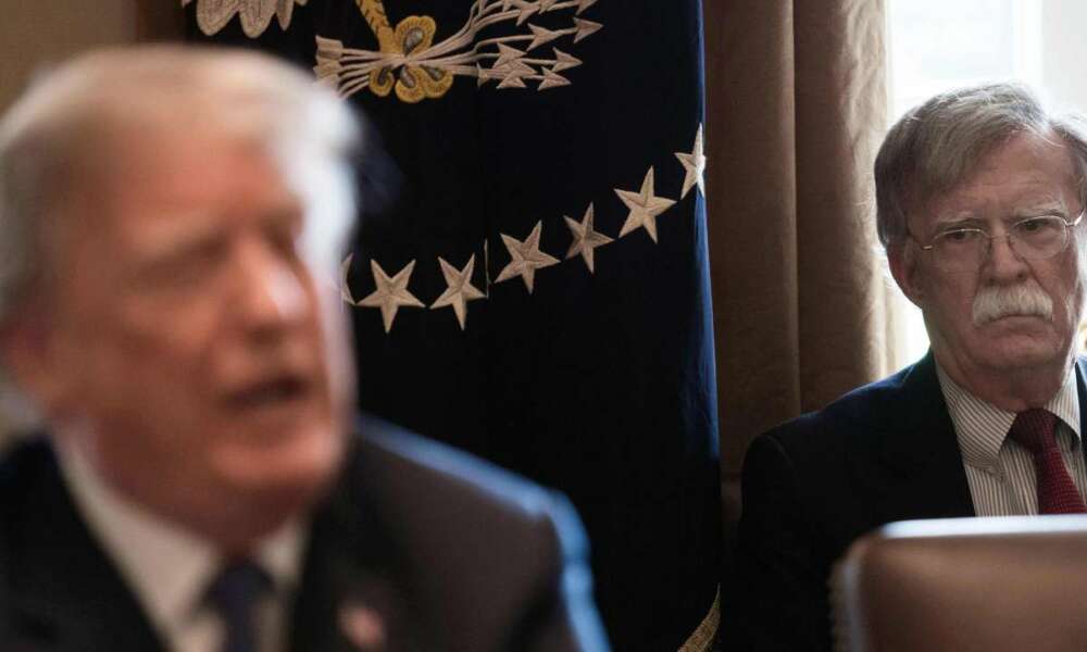 Le procès de Donald Trump bute sur un ancien allié… John Bolton