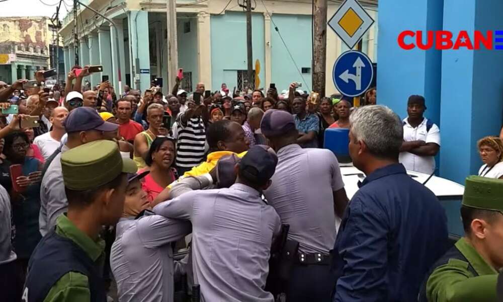 l'enracinement idéologique et la proximité du chaos