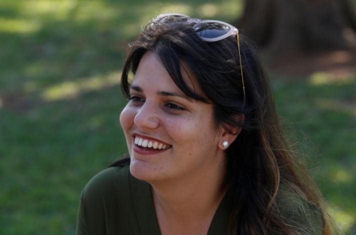 Après l&rsquo;avoir critiquée, Elaine Díaz espère utiliser la loi d&rsquo;ajustement cubaine aux États-Unis.