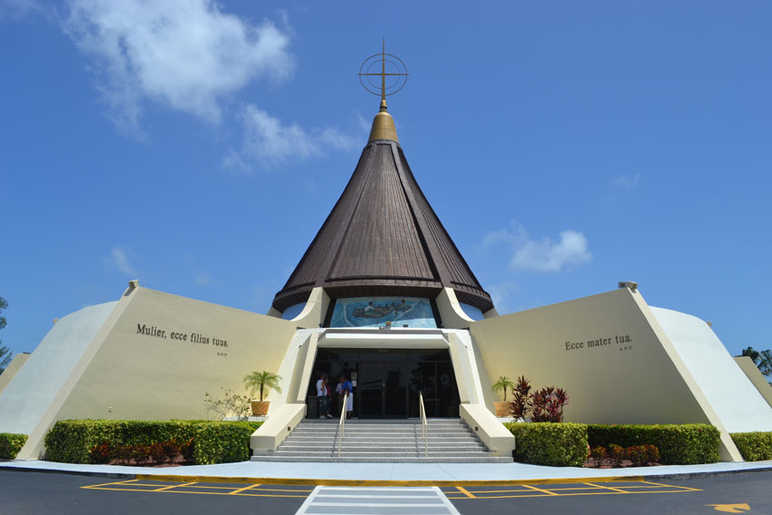Caridad del Cobre, Cuba et l&rsquo;exil