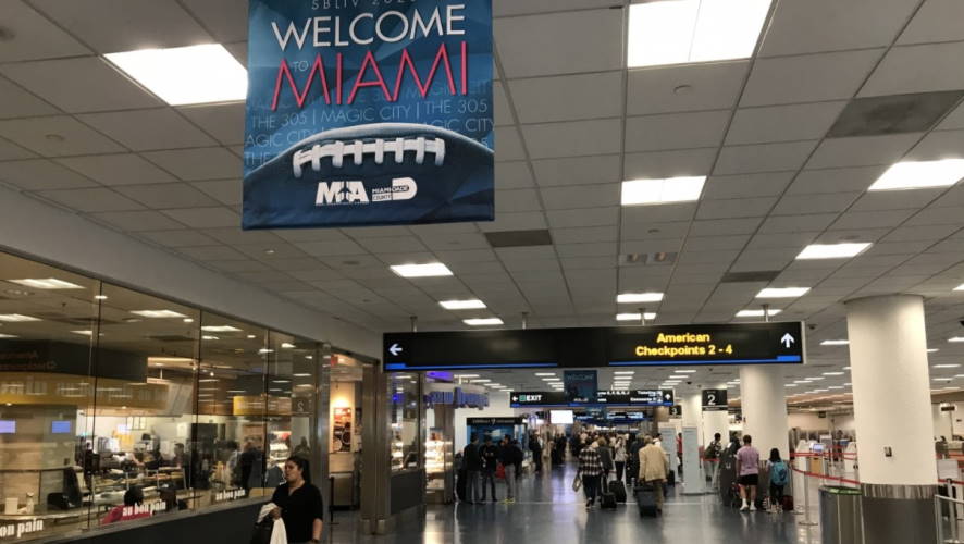 Les États-Unis rappellent aux Cubains la nouvelle politique de vaccination des voyageurs