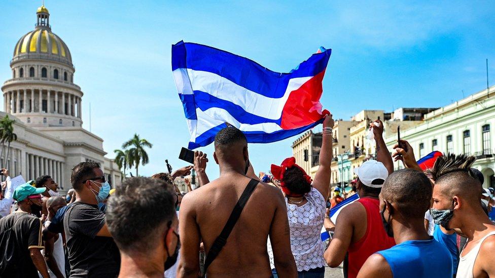 Cuba affirme que plus de 700 personnes ont été inculpées pour des manifestations anti-gouvernementales