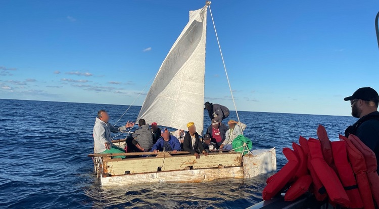 En octobre, 1 132 migrants cubains ont été interceptés par les garde-côtes américains CubaNet