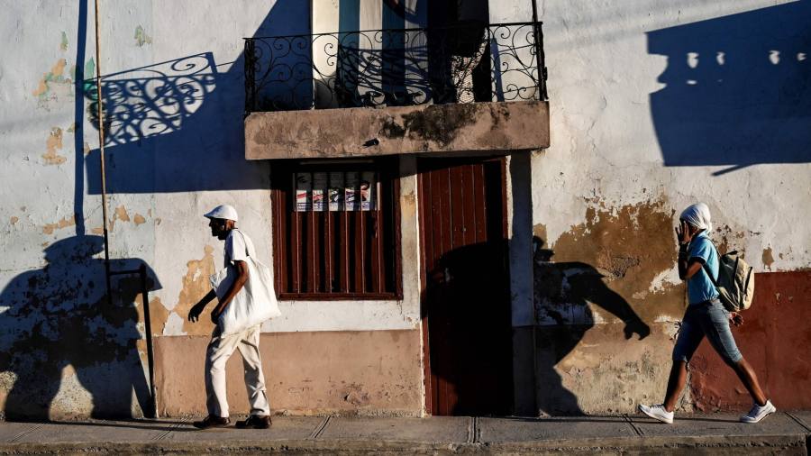 Les ministres cubains expriment leur volonté de dialoguer avec les créanciers « légitimes » Les ministres cubains expriment leur volonté de dialoguer avec les créanciers « légitimes »
